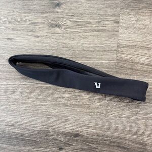 Vuori Black Headband